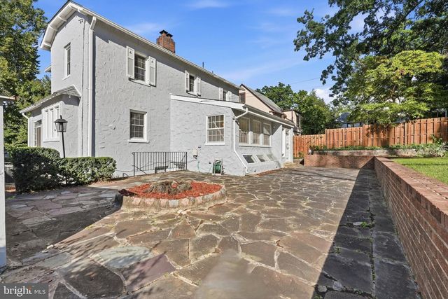 1418 FLORAL ST NW, Washington, DC 20012