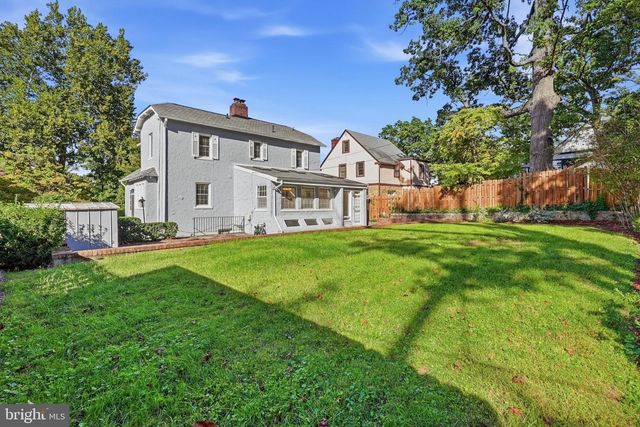 1418 FLORAL ST NW, Washington, DC 20012