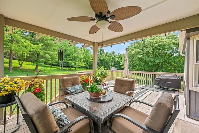 4208 NW Jonathan Court, Blue Springs, MO 64015