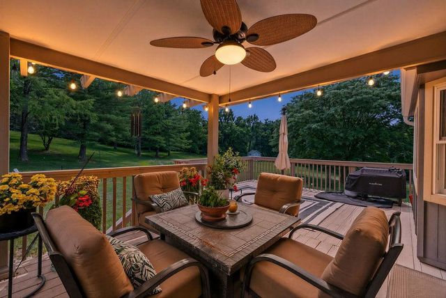 4208 NW Jonathan Court, Blue Springs, MO 64015