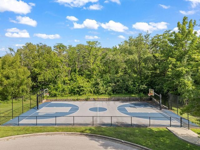 4208 NW Jonathan Court, Blue Springs, MO 64015