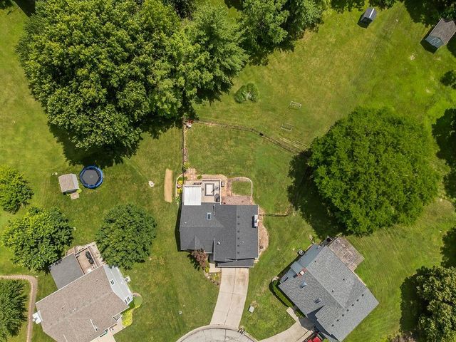 4208 NW Jonathan Court, Blue Springs, MO 64015