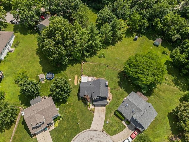 4208 NW Jonathan Court, Blue Springs, MO 64015