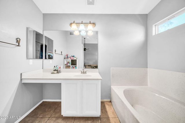 13418 N 74TH Lane, Peoria, AZ 85381