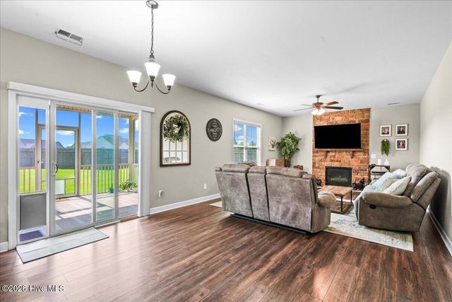 114 Castaway Court, Pikeville, NC 27863