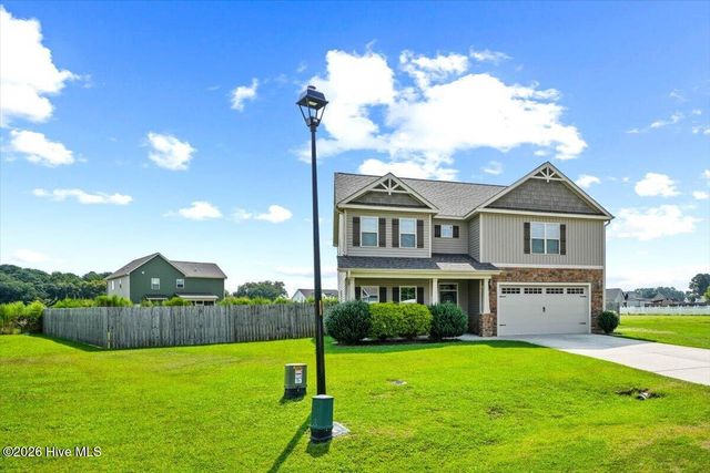 114 Castaway Court, Pikeville, NC 27863