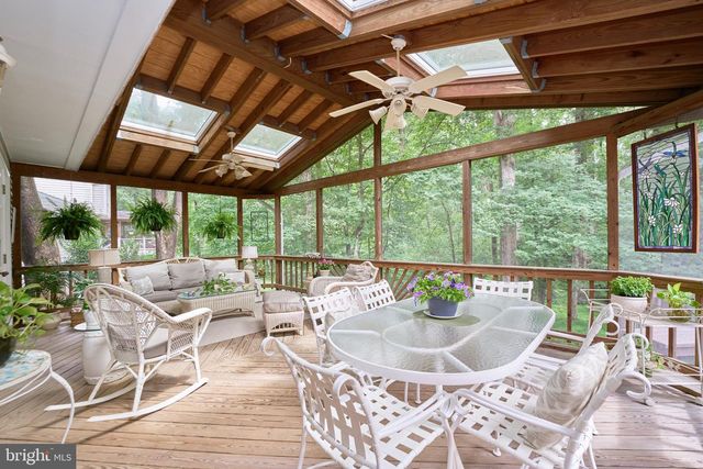 3091 COBB HILL LN, Oakton, VA 22124
