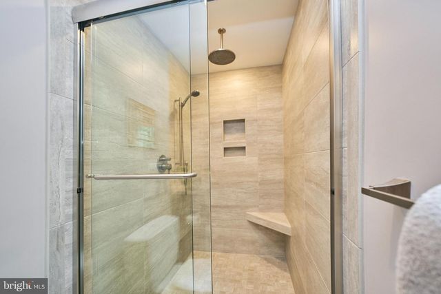 3091 COBB HILL LN, Oakton, VA 22124
