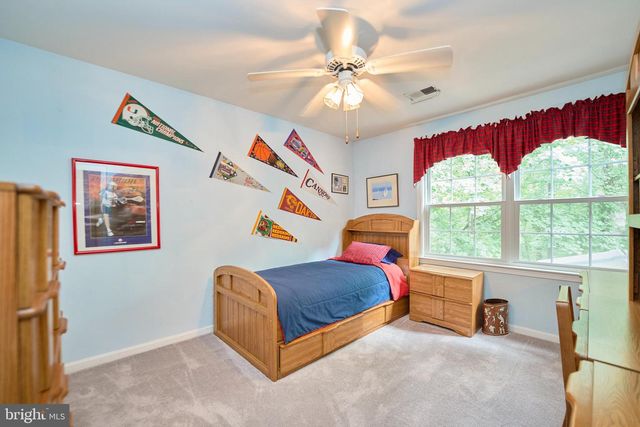 3091 COBB HILL LN, Oakton, VA 22124