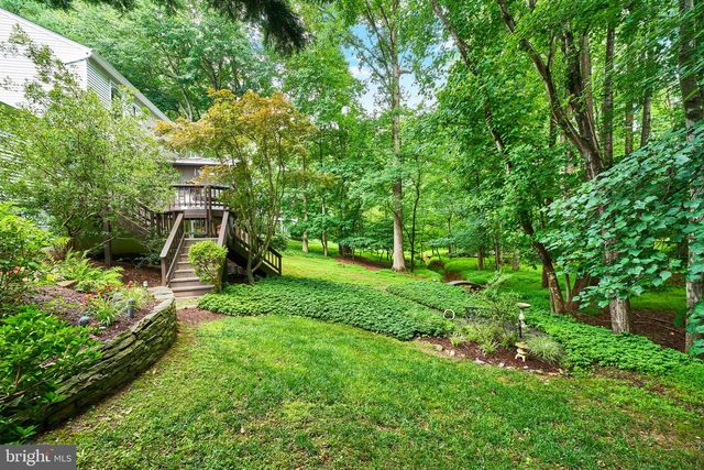 3091 COBB HILL LN, Oakton, VA 22124
