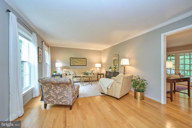 3091 COBB HILL LN, Oakton, VA 22124