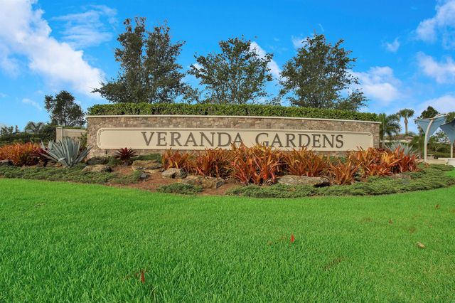 560 SE Monet Drive, Port St. Lucie, FL 34984