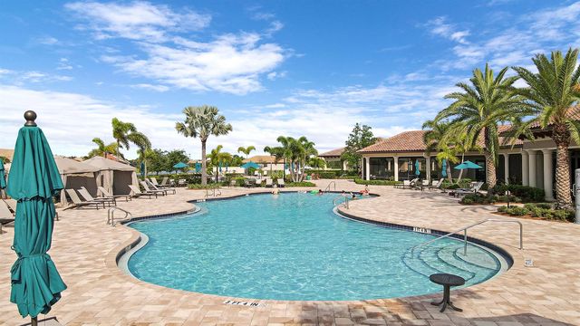 560 SE Monet Drive, Port St. Lucie, FL 34984