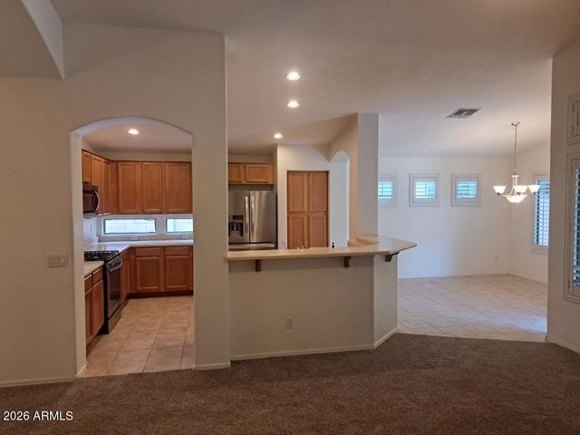 320 W CARDINAL Way, Chandler, AZ 85286