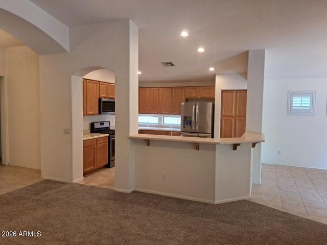 320 W CARDINAL Way, Chandler, AZ 85286