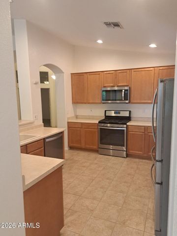 320 W CARDINAL Way, Chandler, AZ 85286