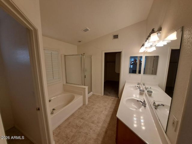 320 W CARDINAL Way, Chandler, AZ 85286