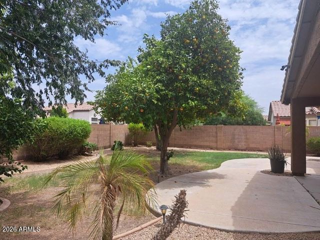 320 W CARDINAL Way, Chandler, AZ 85286