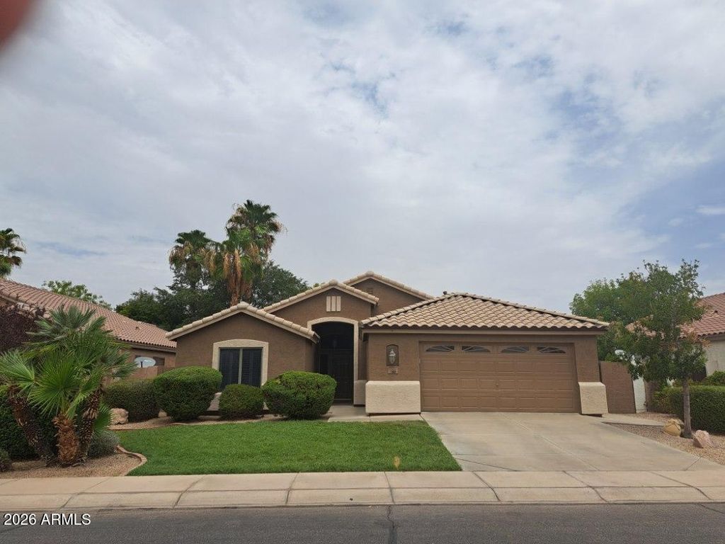 320 W CARDINAL Way, Chandler, AZ 85286