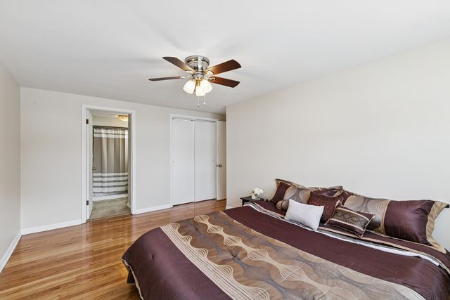 16010 Dobson Avenue, South Holland, IL 60473