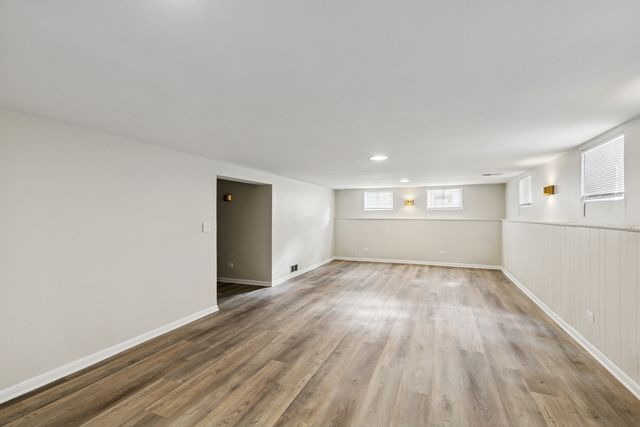 16010 Dobson Avenue, South Holland, IL 60473