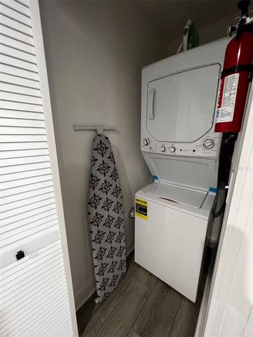 205 W EMILY STREET, Tampa, FL 33603