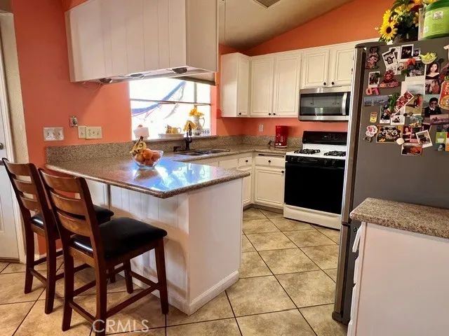 37469 Cambridge Lane, Palmdale, CA 93550