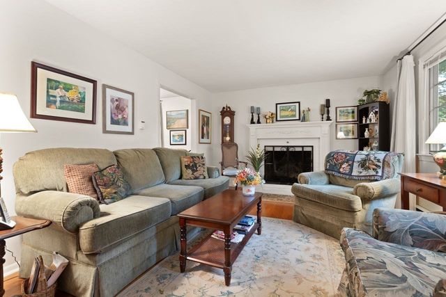 326 Highland St, Stoughton, MA 02072