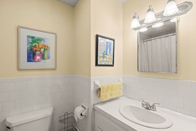326 Highland St, Stoughton, MA 02072