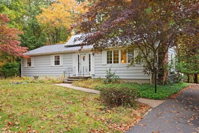 326 Highland St, Stoughton, MA 02072