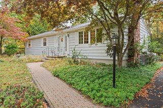 326 Highland St, Stoughton, MA 02072
