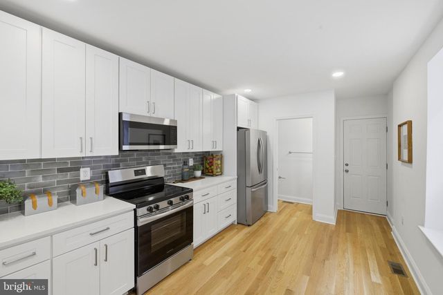 107 FULTON AVE S, Baltimore, MD 21223