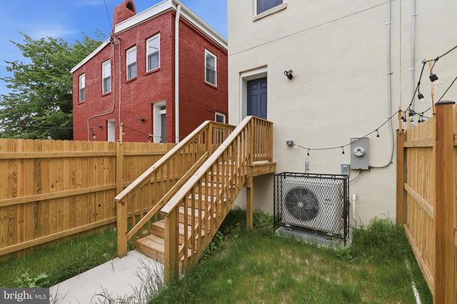 107 FULTON AVE S, Baltimore, MD 21223