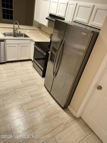 1707 BISCAYNE BAY Circle, Jacksonville, FL 32218