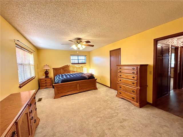 1480 Morgan Drive, Rogers, AR 72756