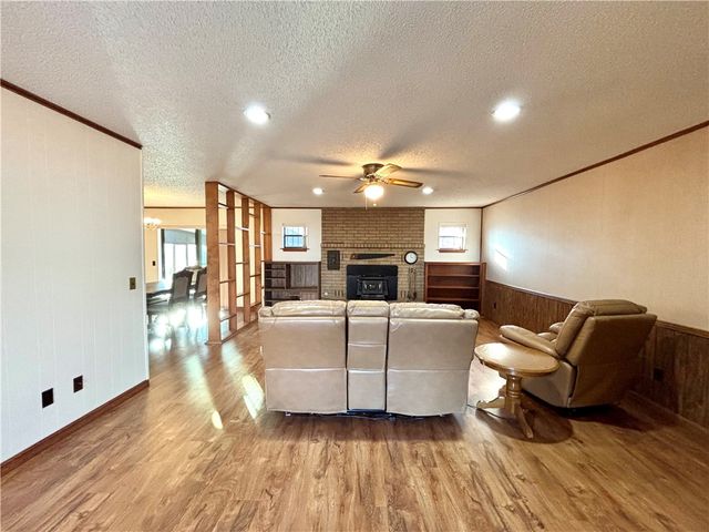 1480 Morgan Drive, Rogers, AR 72756