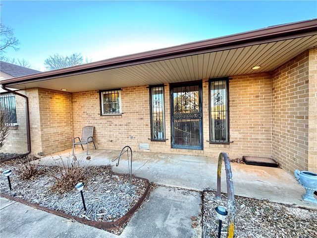 1480 Morgan Drive, Rogers, AR 72756