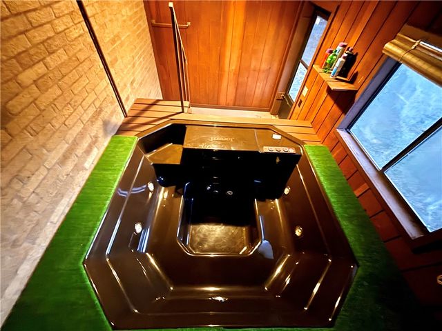 1480 Morgan Drive, Rogers, AR 72756