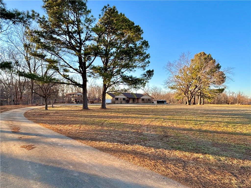1480 Morgan Drive, Rogers, AR 72756