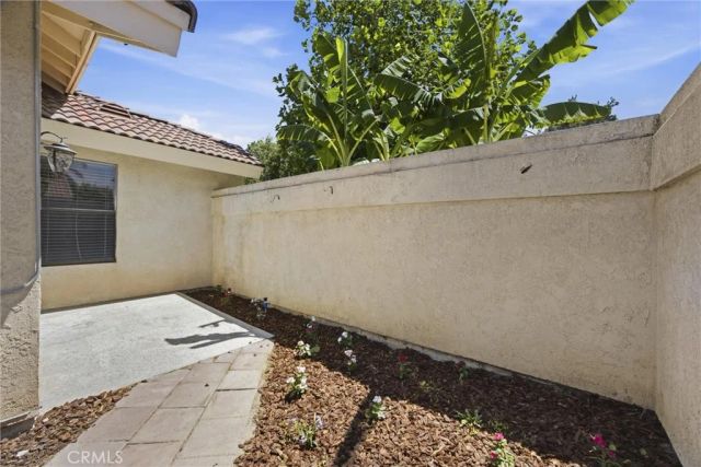 8112 Chaucer, Bakersfield, CA 93311