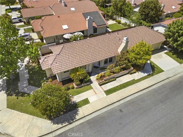 8112 Chaucer, Bakersfield, CA 93311