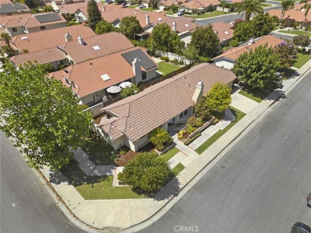 8112 Chaucer, Bakersfield, CA 93311