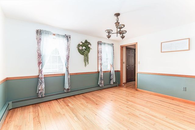 36 Cynthia Road, Seekonk, MA 02771