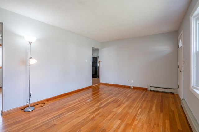 3 Exeter Street, Derry, NH 03038