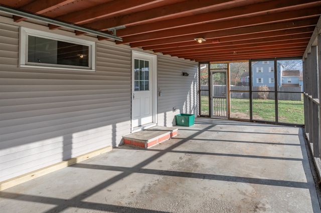 3 Exeter Street, Derry, NH 03038