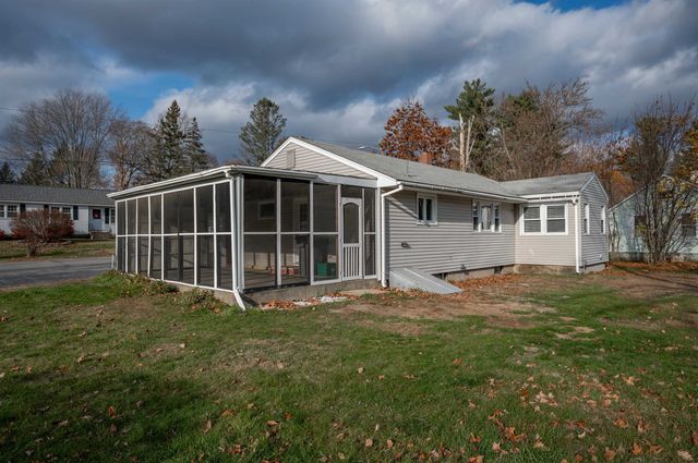 3 Exeter Street, Derry, NH 03038