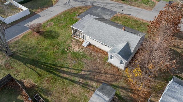 3 Exeter Street, Derry, NH 03038