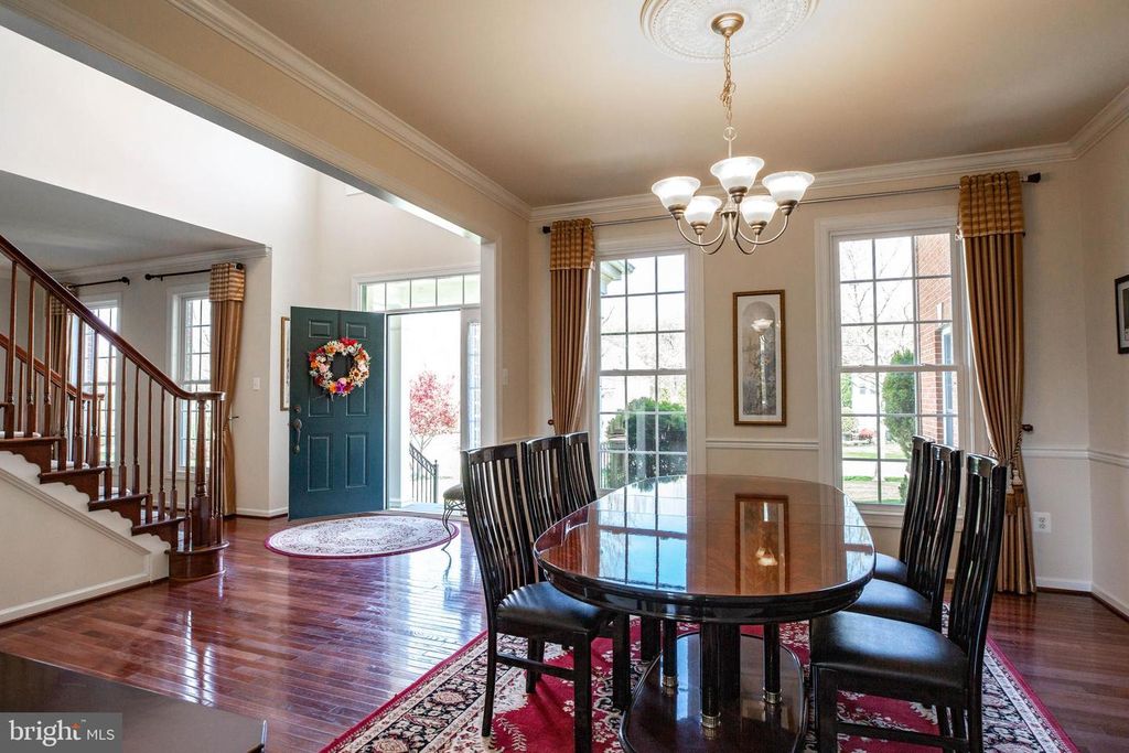 Image 11 of property listing at 11039 HUNTERS VIEW RD, Ellicott City, MD 21042