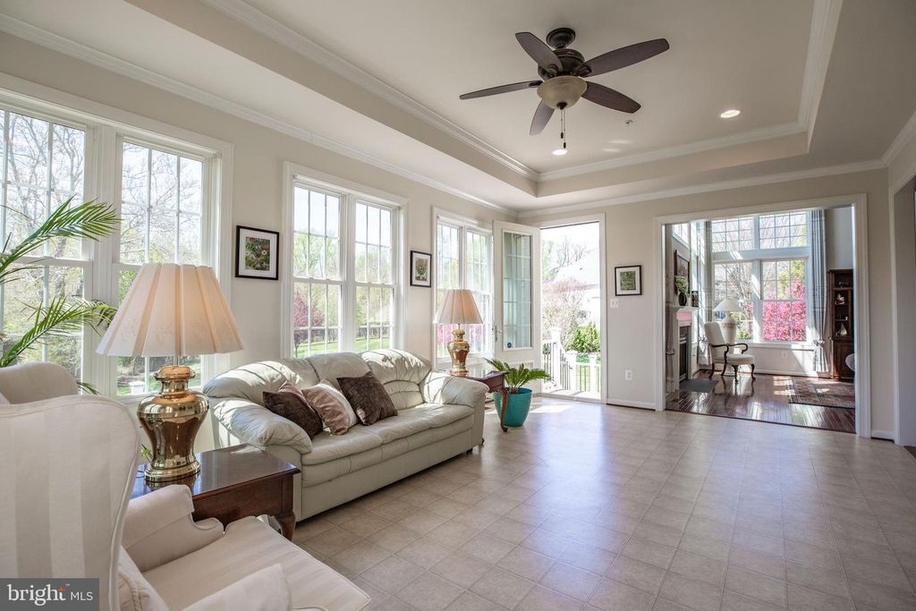 Image 20 of property listing at 11039 HUNTERS VIEW RD, Ellicott City, MD 21042