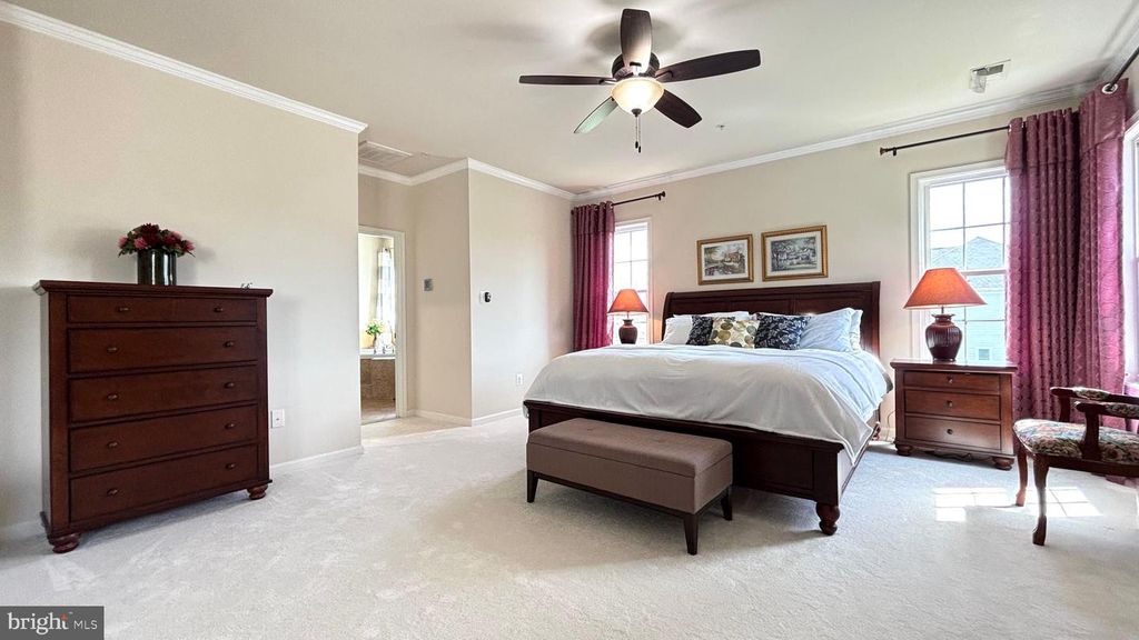 Image 26 of property listing at 11039 HUNTERS VIEW RD, Ellicott City, MD 21042